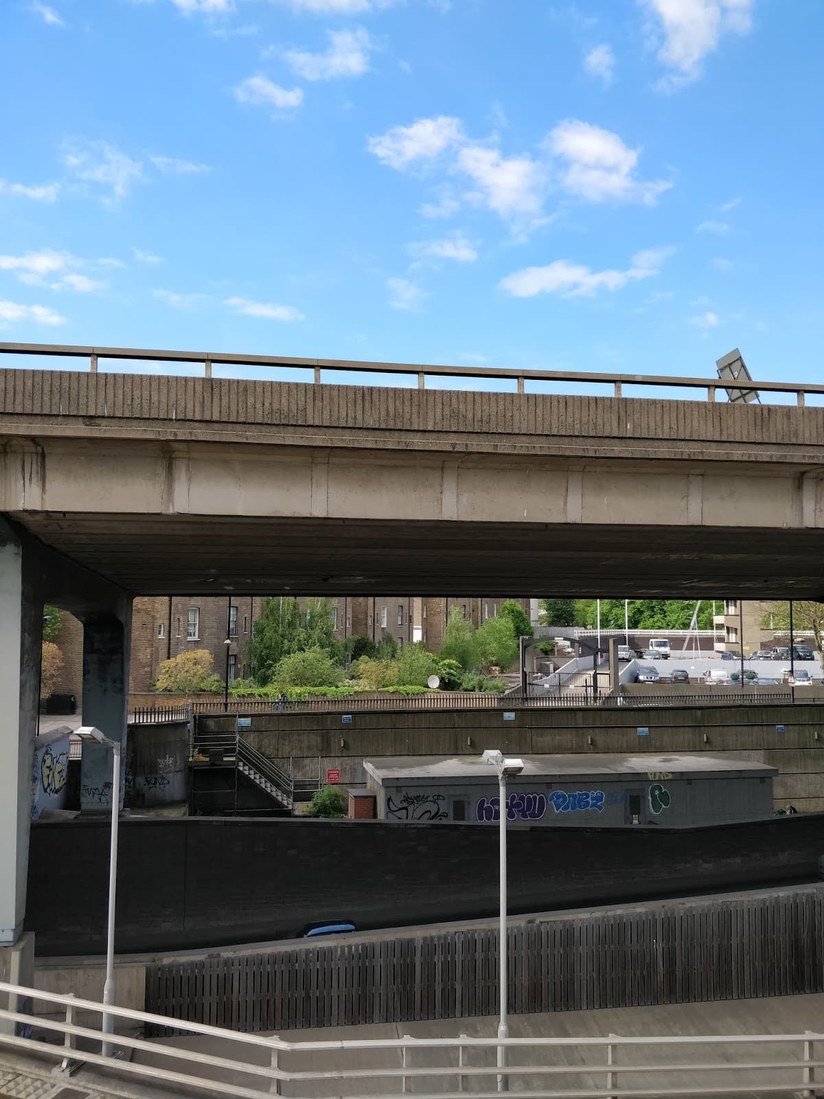 Cover Image for Do I Still Enjoy Living In London?