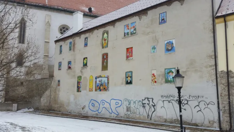 Cover of Bratislava